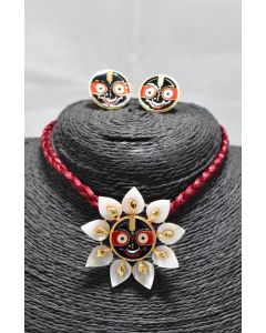 Shell Pendent Set