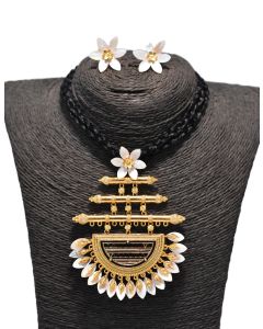 Shell Gold-plated Plated Brass Pendent Set27