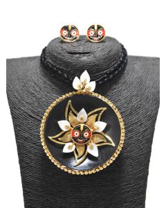 Shell Pendent Set