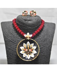 Shell Pendent Set