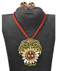 Shell Pendent Set