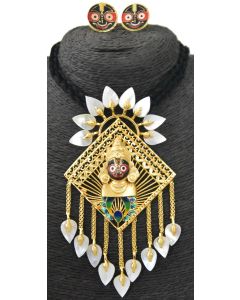 Shell Pendent Set