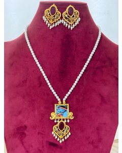 MOTI PENDENT PEAL SET  Krishna