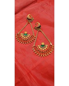 EARRING