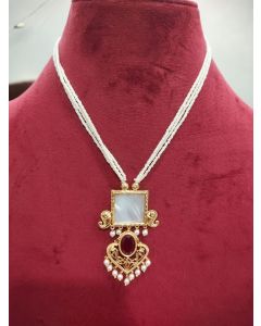MOTI PENDENT PEAL SET