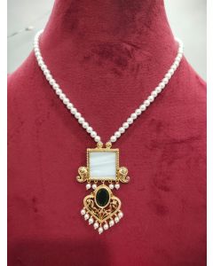 MOTI PENDENT PEAL SET