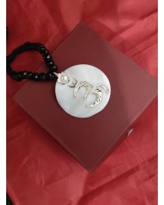 SILVER SHELL PENDENT OM 01