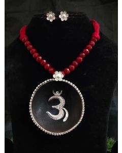 SILVER SHELL PENDENT OM 02
